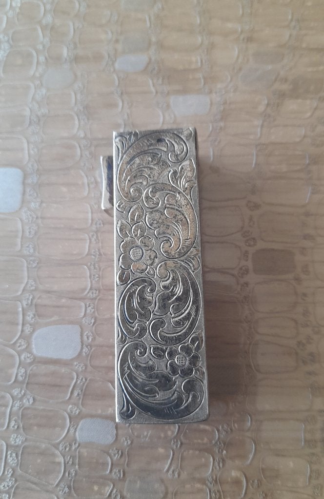 Vintage lipstickhoesje van gebeiteld sterling zilver, Antiek en Kunst, Ophalen of Verzenden