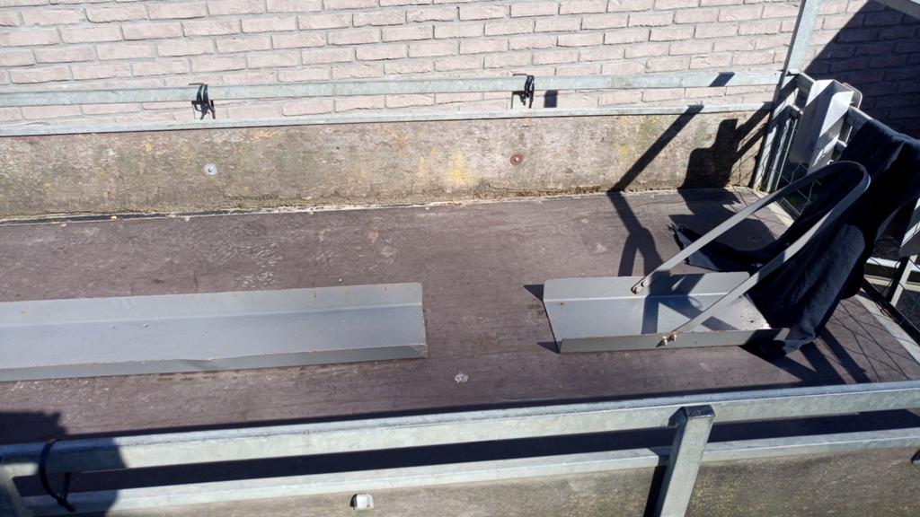 Goot om motorfiets in vast te zetten, Ophalen