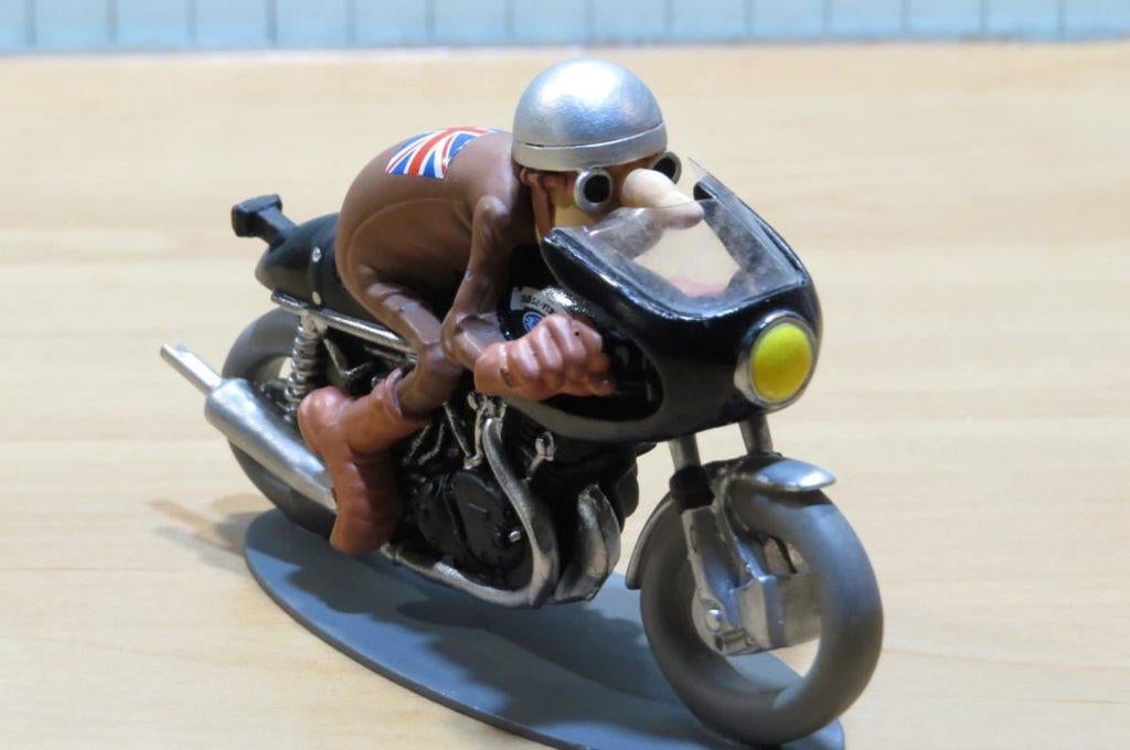 Joe Bar Hill Astick Vincent 1000 Egli 1967 1:18 JB117 los, Collections, Statues & Figurines, Enlèvement ou Envoi, Neuf, Autres types