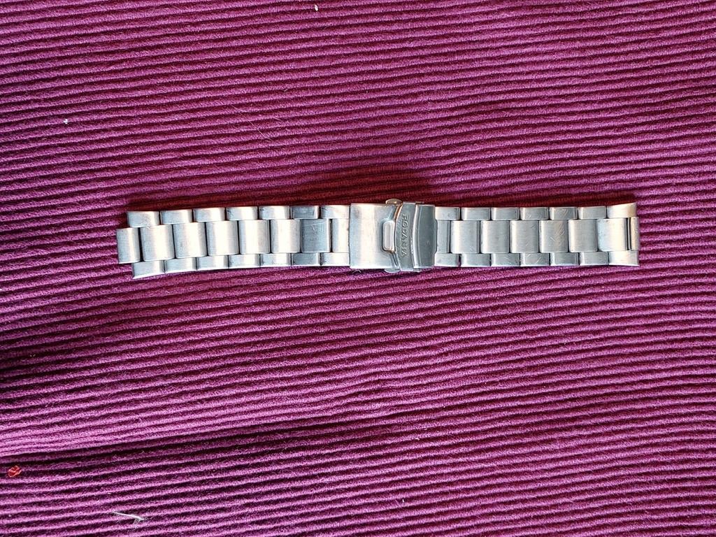 Bracelet métallique montre RODANIA