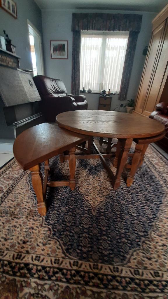 Table de salon avec 4 Tabourets, Rond, 50 à 100 cm, Enlèvement, Utilisé