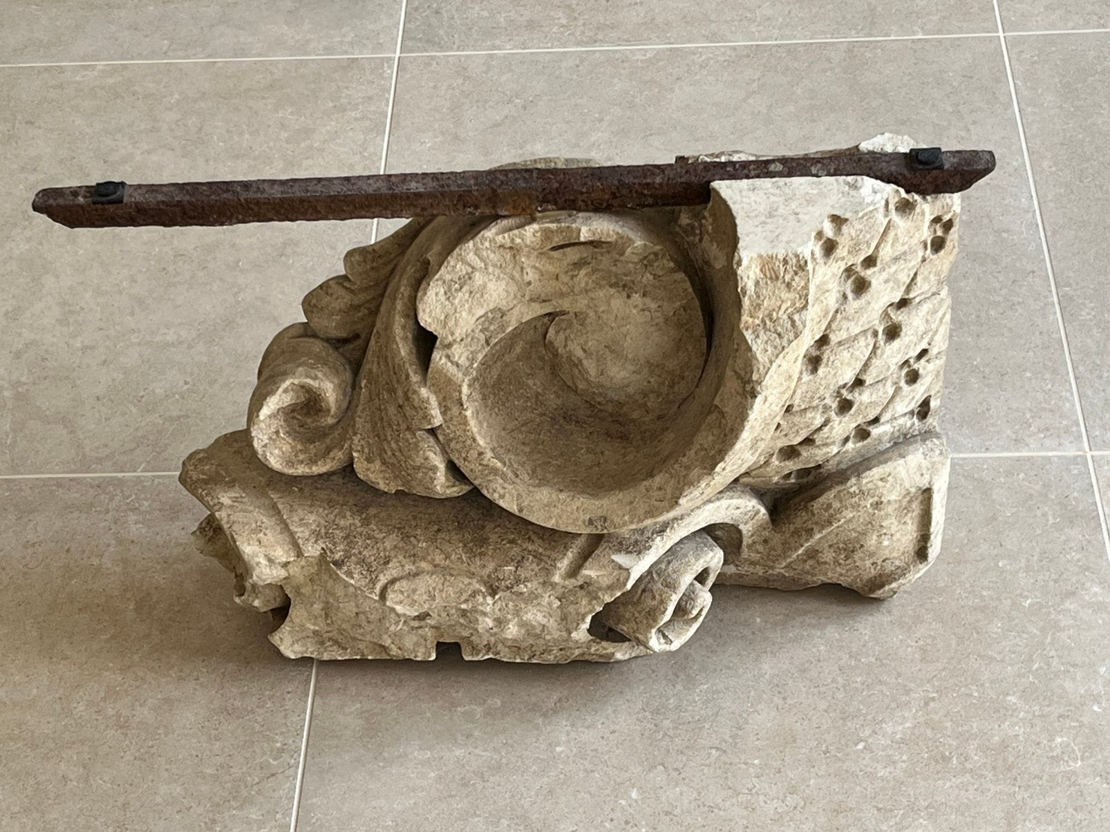 Antiek zandsteen St Pauluskerk salontafel, Ophalen