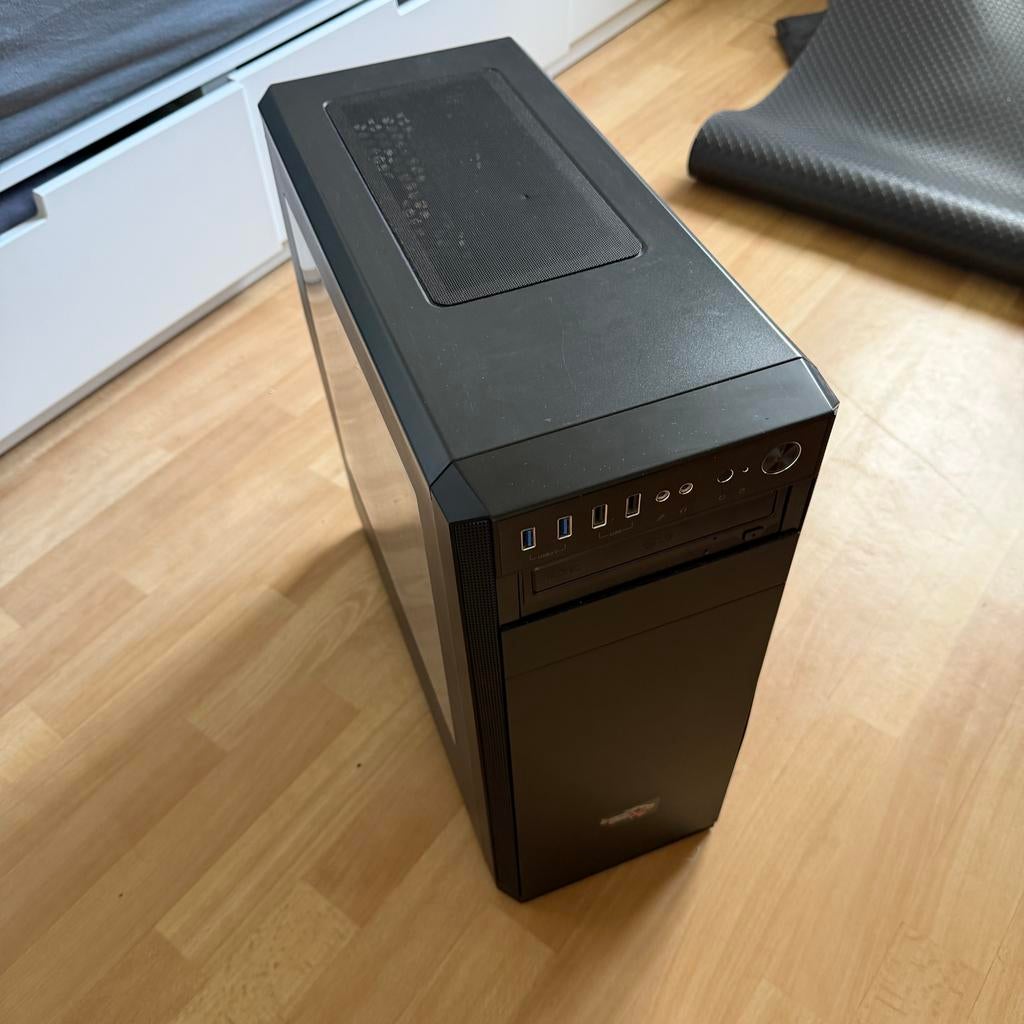 Extremegamer Gaming Desktop (MediaMarkt) 2019, Computers en Software, Desktop Pc's, Ophalen, Gebruikt