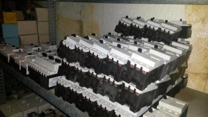 0149. Motorbeveiliging / PKZ / Partij motorbeveiliging, Hobby en Vrije tijd, Elektronica-componenten, Ophalen, Zo goed als nieuw