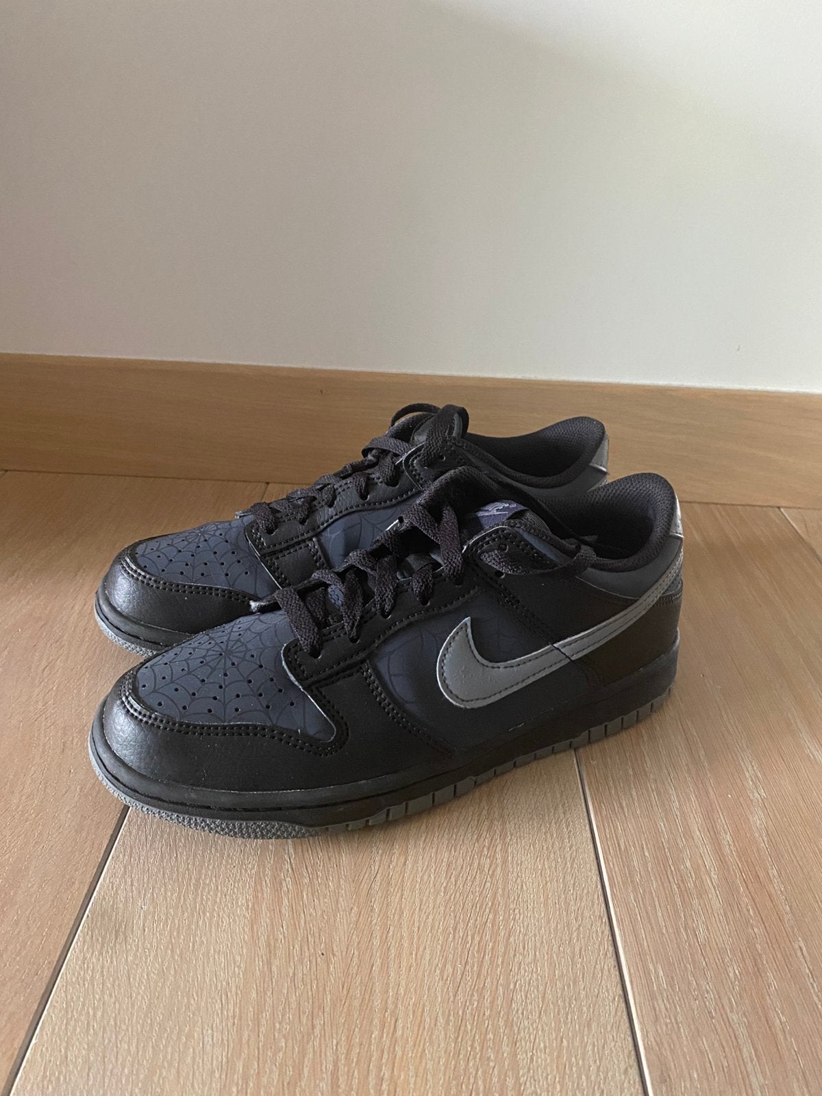 Nike Dunk Low Symbiote, Vêtements | Hommes, Chaussures, Enlèvement ou Envoi, Comme neuf, Baskets, Noir