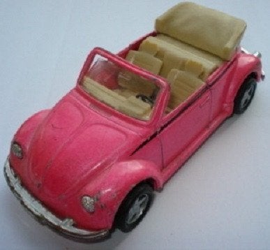 Volkswagen 1303 Cabriolet Kever Beetle Maisto 1/36 1:36, Verzenden, Gebruikt, Auto, Overige merken