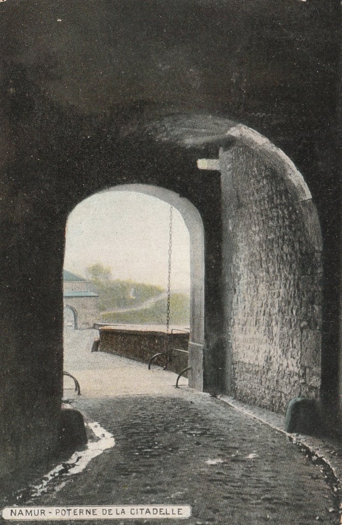 NAMEN - Poortgebouw Citadel, Ophalen of Verzenden, Ongelopen, Namen