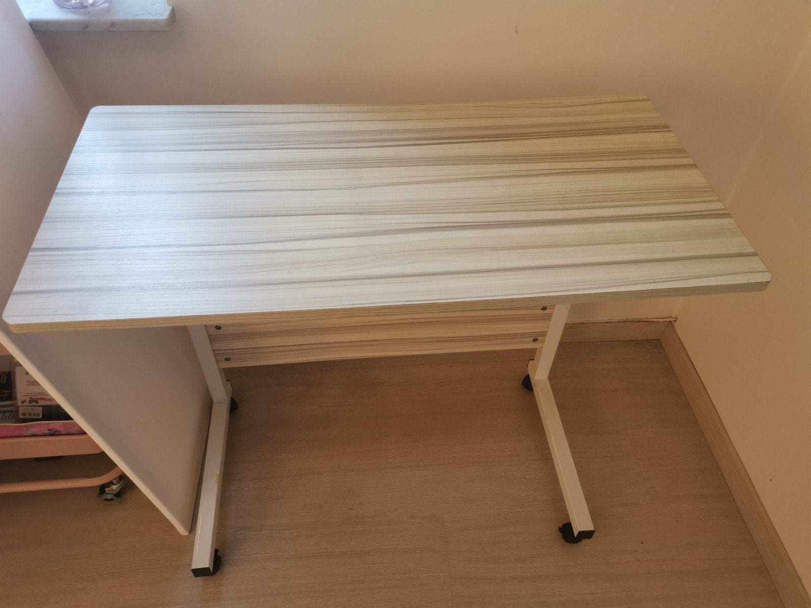Bureau compact moderne à usages multiples - Plateau en faux, Maison & Meubles, Moderne, Enlèvement