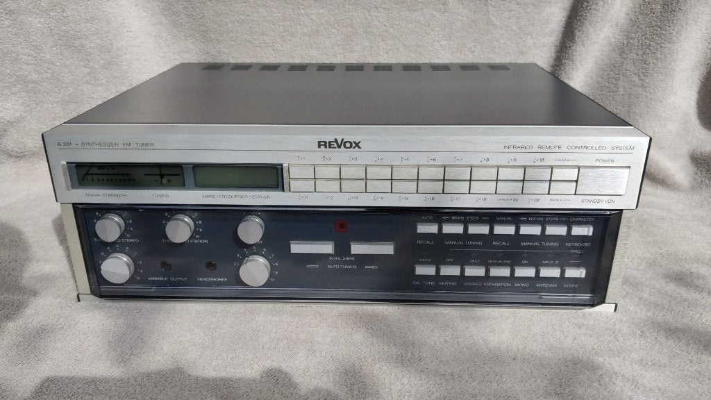 Revox B251, Revox 261 + télécommande, TV, Hi-fi & Vidéo, Enlèvement, Utilisé