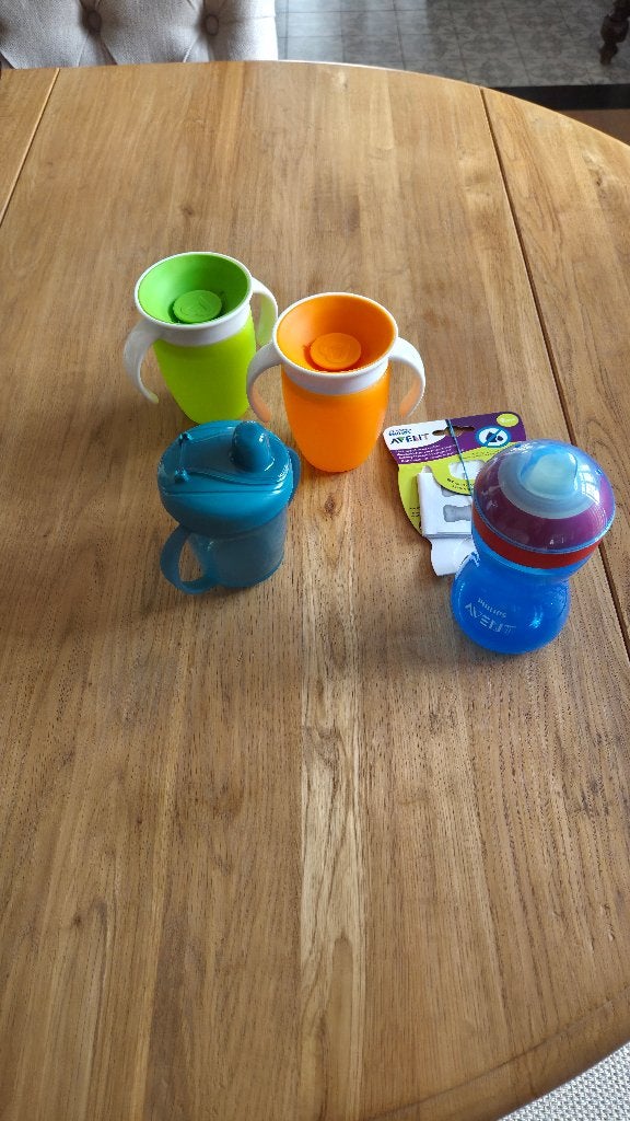 Drinkbussen baby en peuter, Kinderen en Baby's, Babyvoeding en Toebehoren, Ophalen, Gebruikt, Drinkbeker, Overige merken