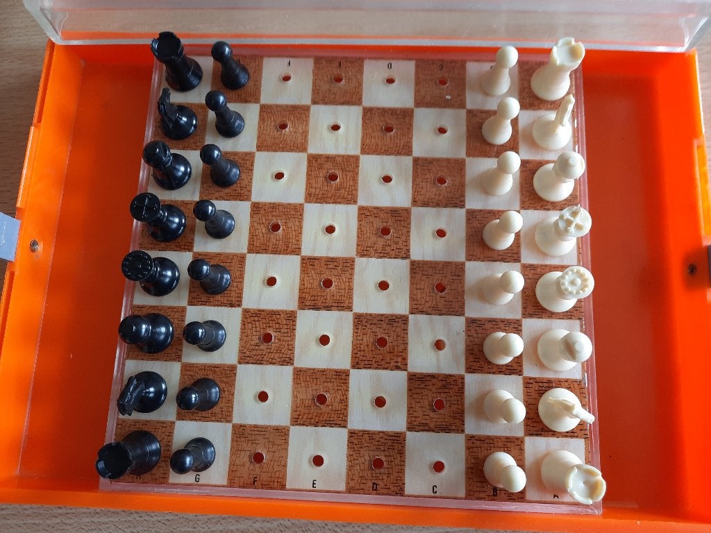 échecs et dames de voyage, 1 ou 2 joueurs, Enlèvement ou Envoi, Utilisé, Jeu de voyage