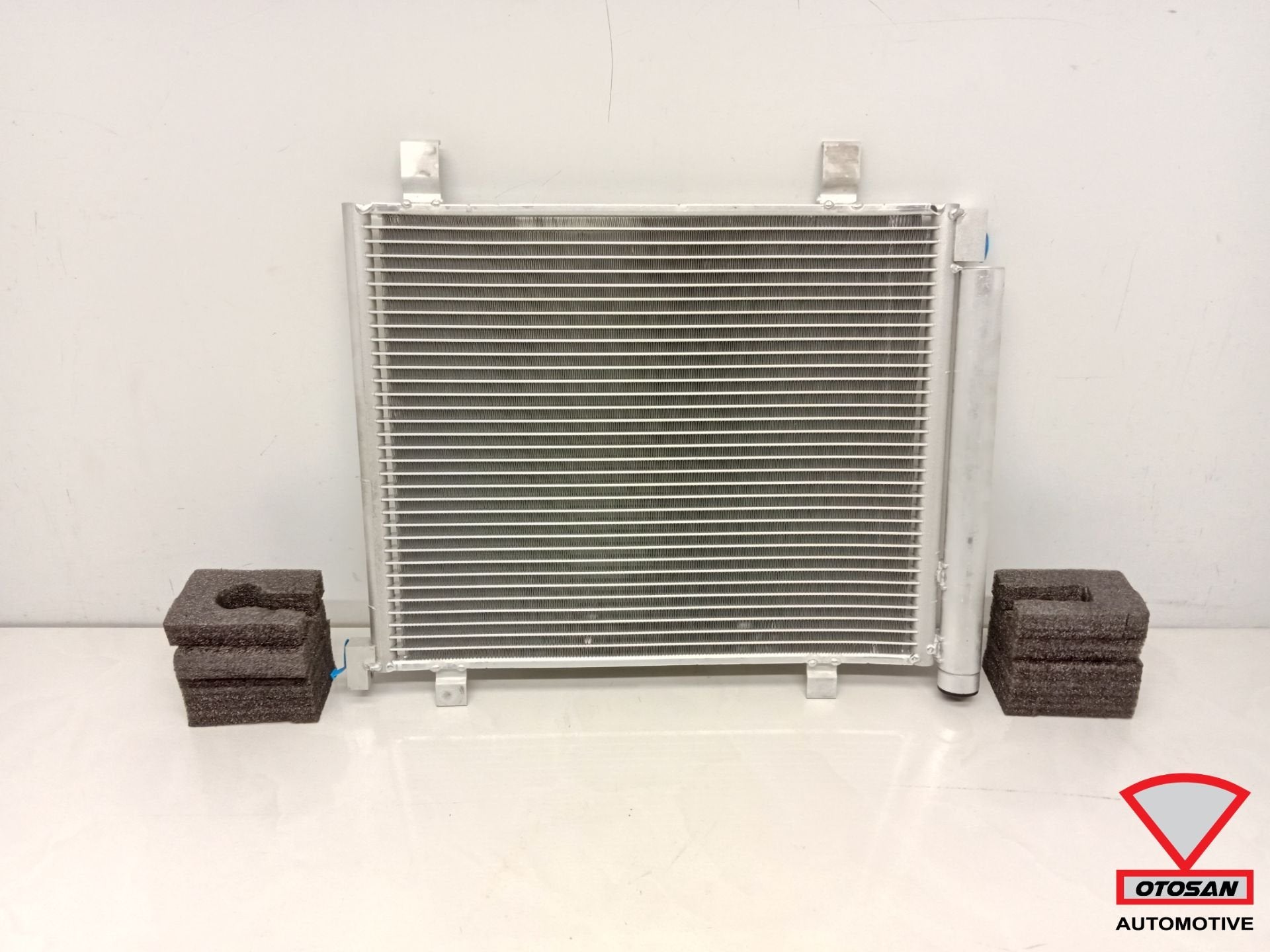 VW Up! Citigo Mii Condenser New 1.0i tsi - lectrique, Autos : Pièces & Accessoires, Neuf, Volkswagen, Volkswagen AG, Vw@volkswagen.de