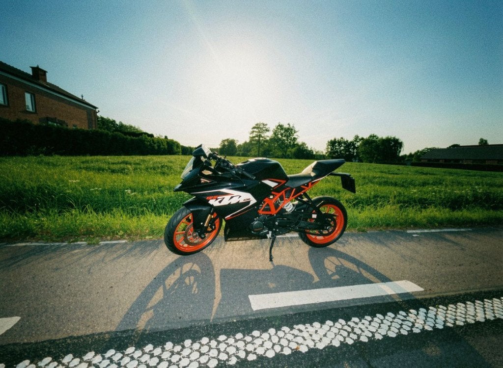 KTM RC 125, Motos, Particulier, 125 cm³, Jusqu'à 11 kW