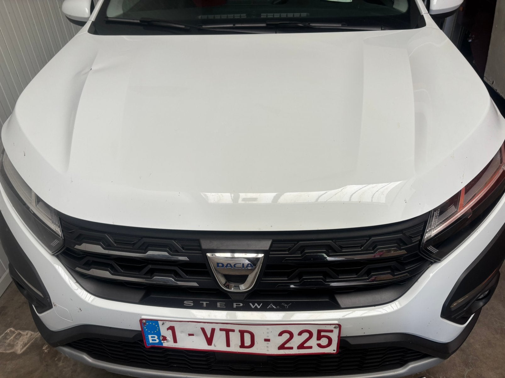 Dacia, Auto's, Dacia, Stof, Wit, Handgeschakeld, 5 deurs