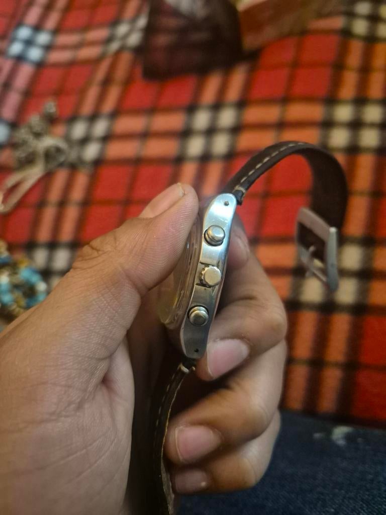 2007) Swatch YCS500 Irony Chrono "Sense Sword" (NOS), Enlèvement