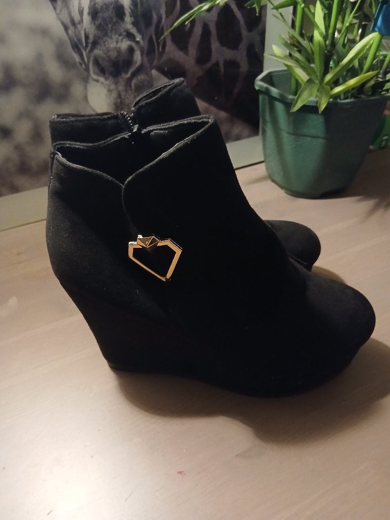 Bottillons compenser neuf pointure 38, Kleding | Dames, Schoenen, Ophalen, Zwart, Lage of Enkellaarzen, Nieuw