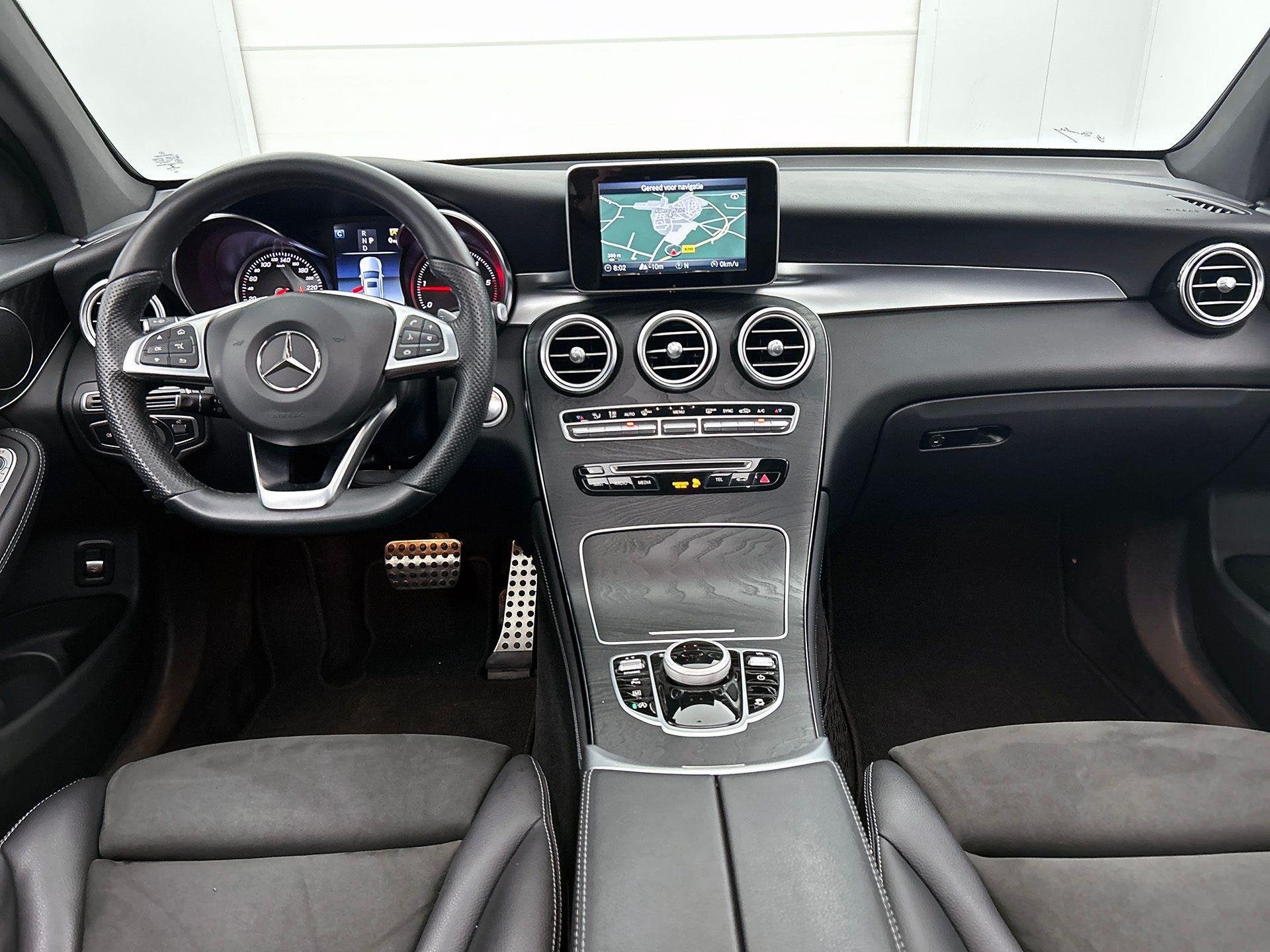Mercedes-Benz GLC-Klasse 220 D 4MATIC Coupé AMG Line | Pano, Autos, Argent ou Gris, Achat, Euro 6, Entreprise