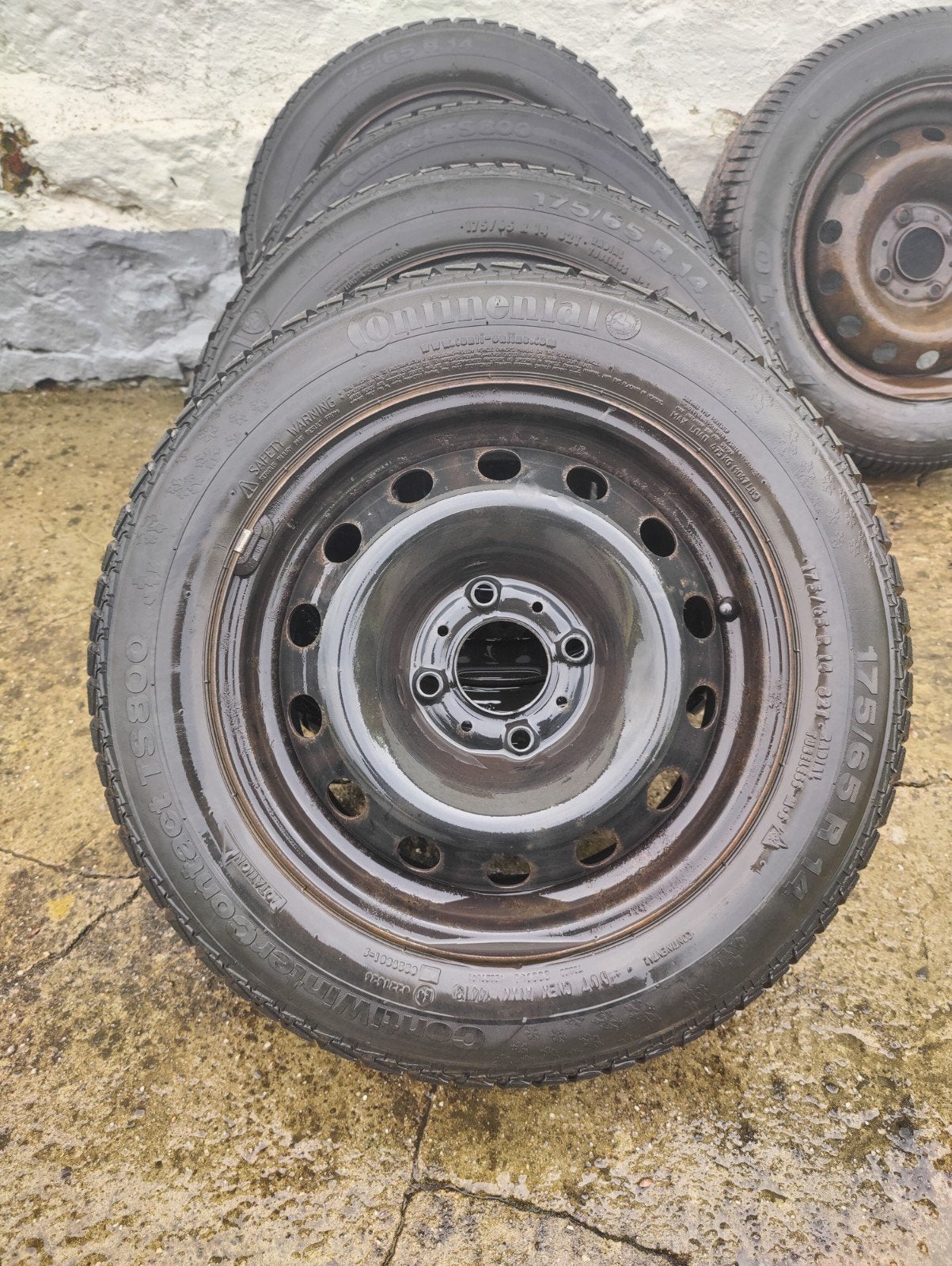Jantes tôles + pneus hiver - 175/65R14 - Peugeot 206+, Autos : Pièces & Accessoires, 14 pouces, Pneus hiver, 175 mm, Véhicule de tourisme