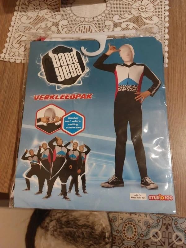 verkleedpak / Baba Yega / Studio 100, Kinderen en Baby's, Ophalen of Verzenden, Nieuw, 134 t/m 140, Jongen of Meisje