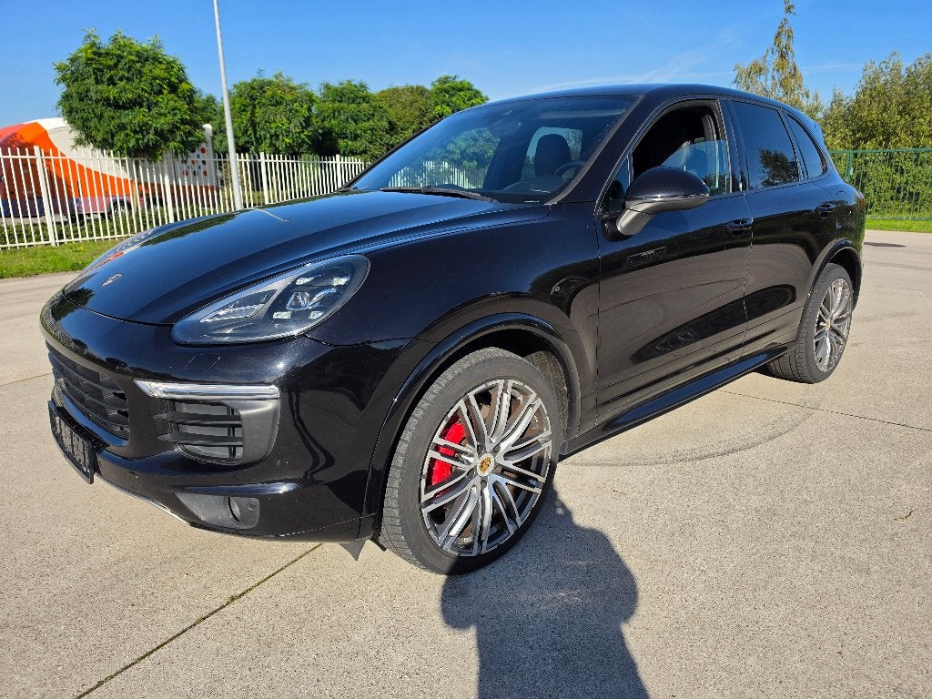 Porsche Cayenne 3.0 V6 S E-Hybrid Stage 2 EPS 520 pk, Auto's, Automaat, 2995 cc, https://public.car-pass.be/vhr/73c971c5-0a90-42ea-b553-38469252689c
