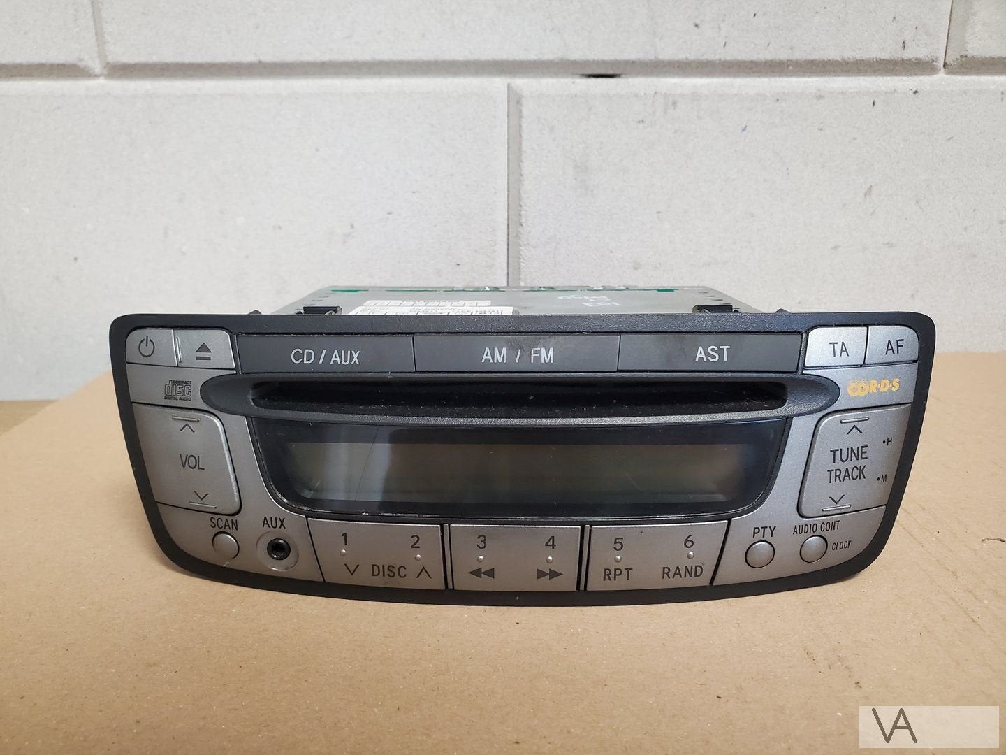 Peugeot 107 Citroen C1 Toyota Aygo radio cd speler met AUX, Ophalen of Verzenden, -, -, -