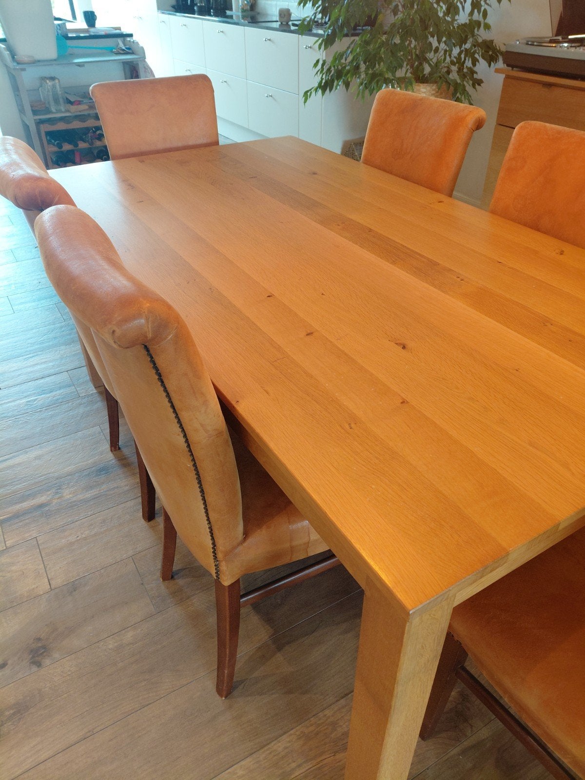 tafel en of stoelen, Ophalen