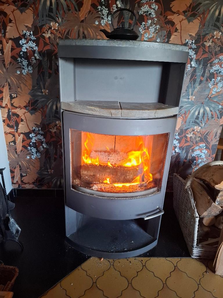 Poele a bois moderne avec emplacement cuisson lente, Maison & Meubles, Enlèvement, Utilisé, Bois, Autoportant
