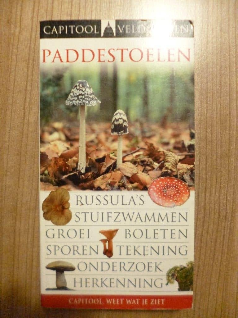 Boeken bloemen/paddenstoelen, Boeken, Ophalen of Verzenden, Gelezen