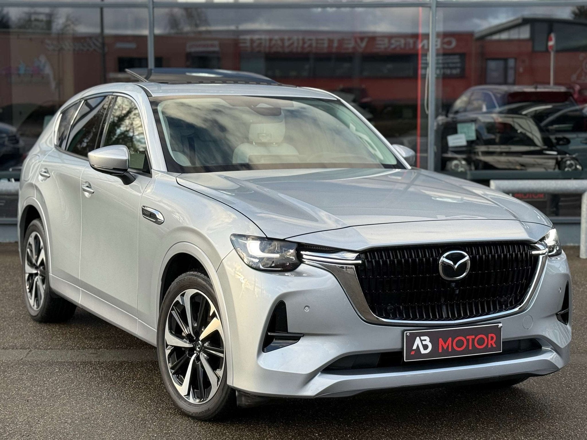 Mazda CX-60 2.5e-Skyactiv PHEV AWD Takumi (240 kW)FULL OPTIO, Autos, Cuir, Argent ou Gris, Achat, 2667 kg