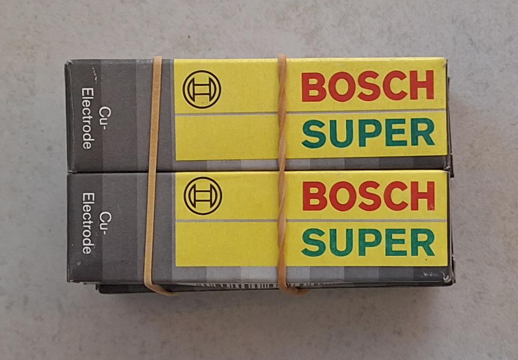 4 bougies Bosch W8CC VW 411 412 Bulli Beetle, Enlèvement ou Envoi, Neuf