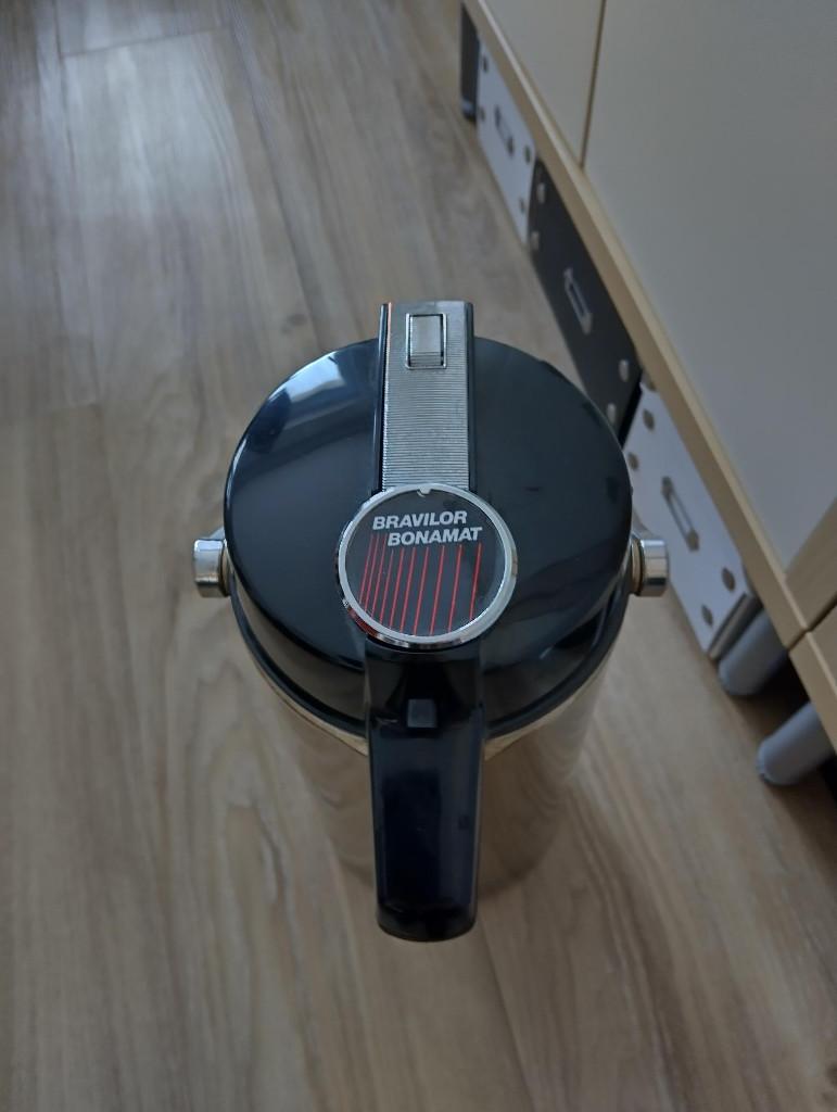 thermos Bravilor, Elektronische apparatuur, 10 kopjes of meer, Ophalen, Zo goed als nieuw