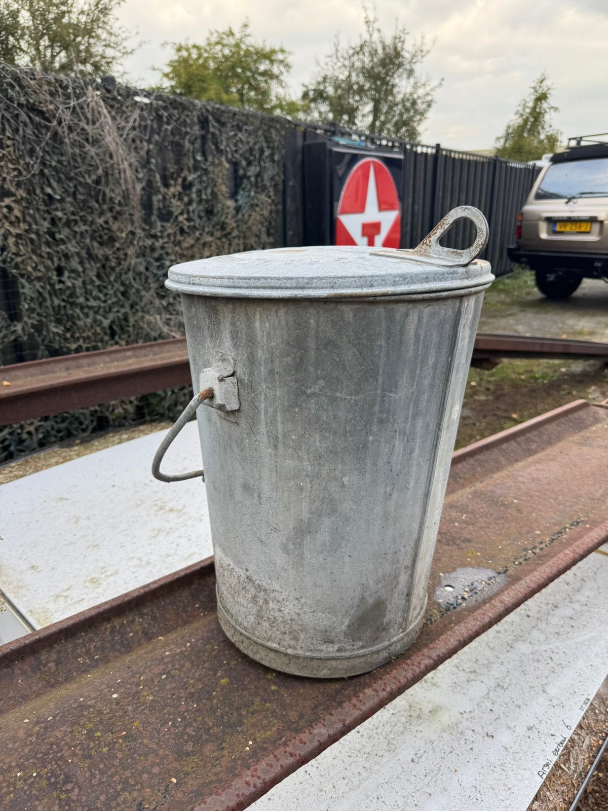 Oude vuilinsbak / 6 X / Prullenbak zink, Ophalen, 50 – 75, Gebruikt, .