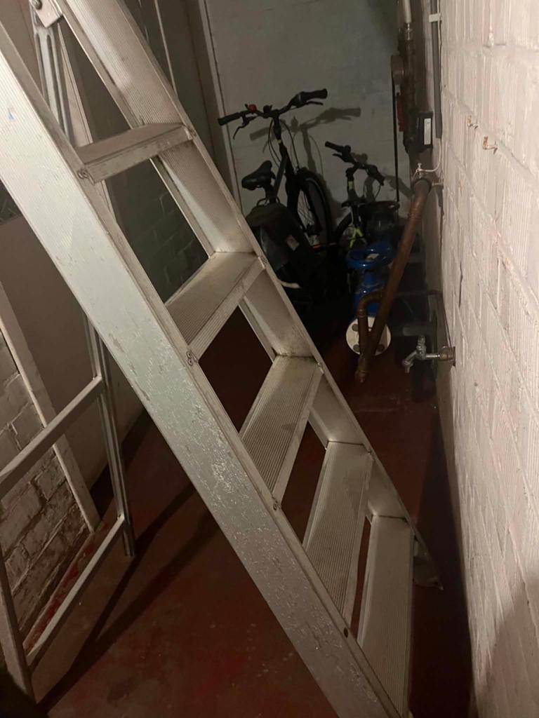 Ladder Alleminium te koop, Enlèvement, Comme neuf, Échelle