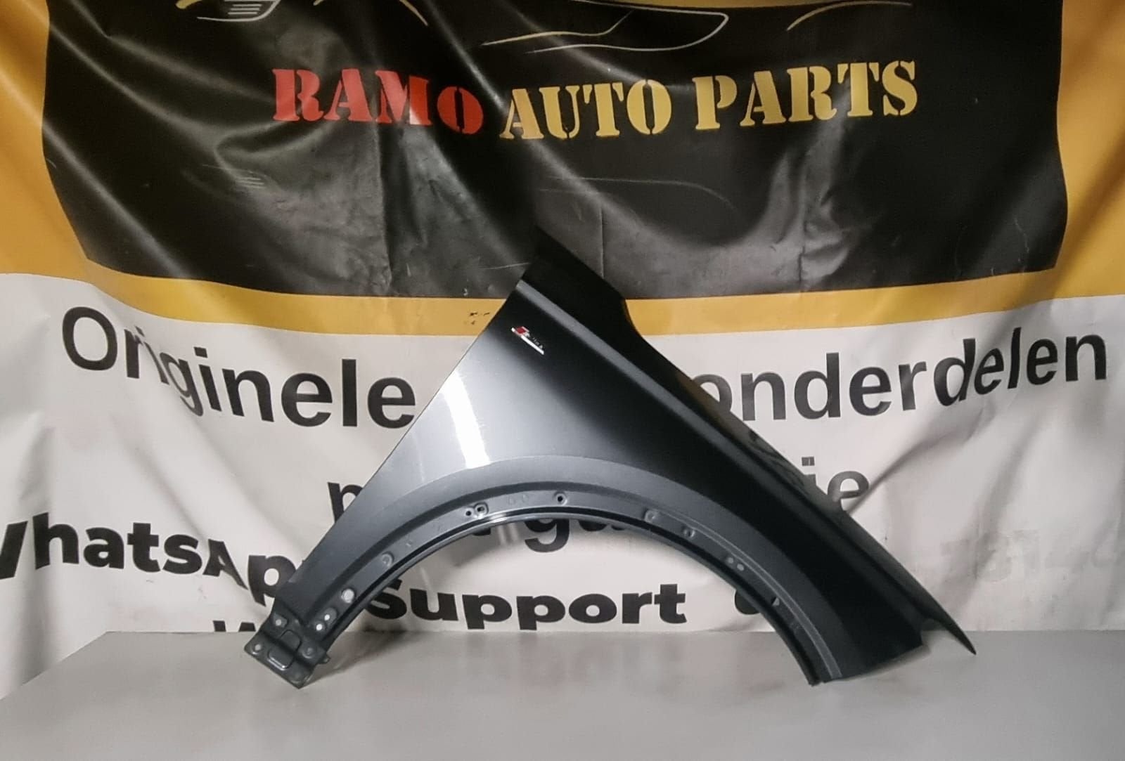 SPATBORD AUDI Q6 E-TRON 85H RECHTS ORIGINEEL, Gebruikt, -, -, Spatbord