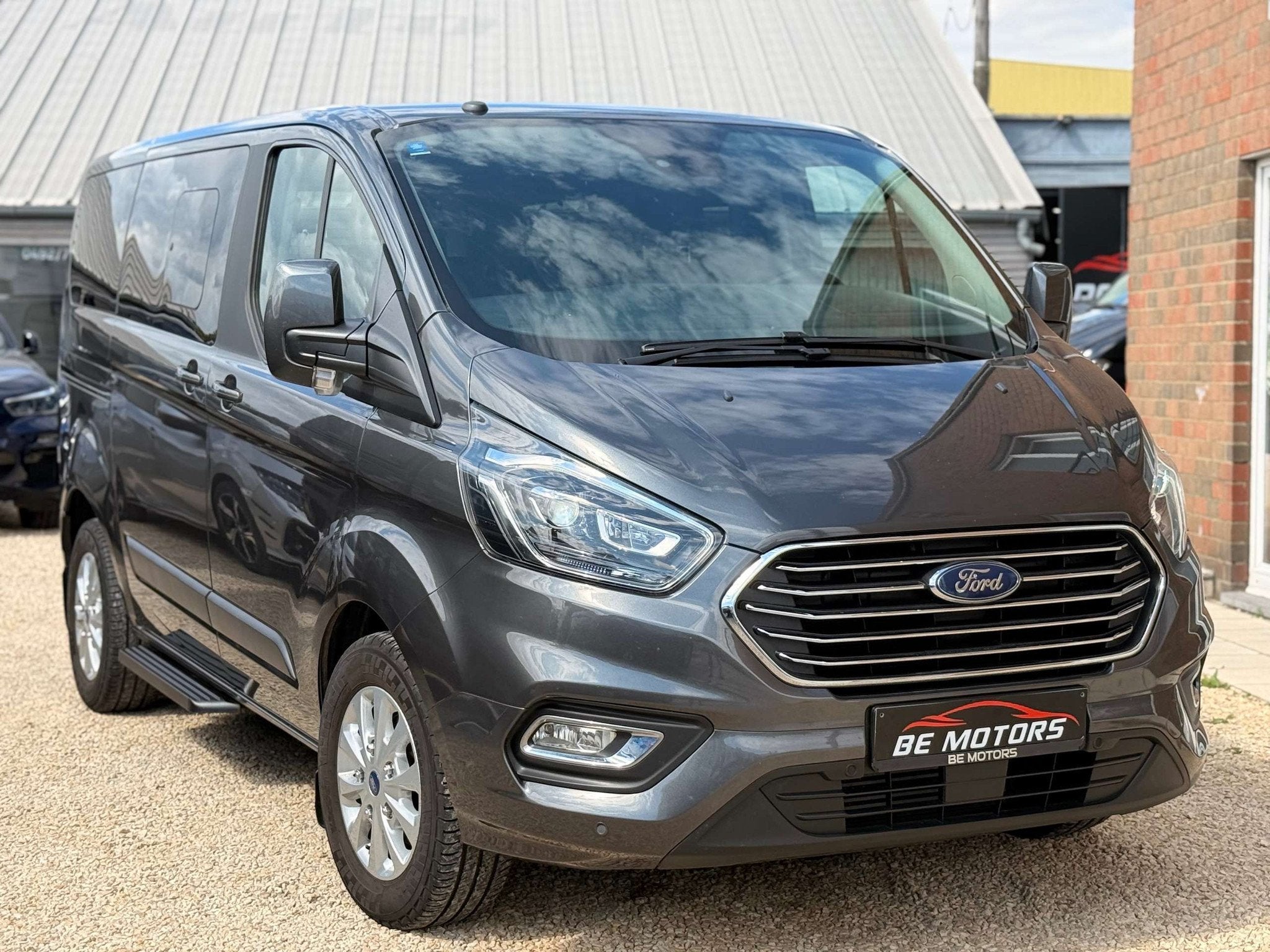 Ford Tourneo Custom 2.0 TDCI 131 CV 8PLACES CAMERA ATT.REM D, Autos, Ford, Achat, Euro 6, Entreprise, Boîte manuelle