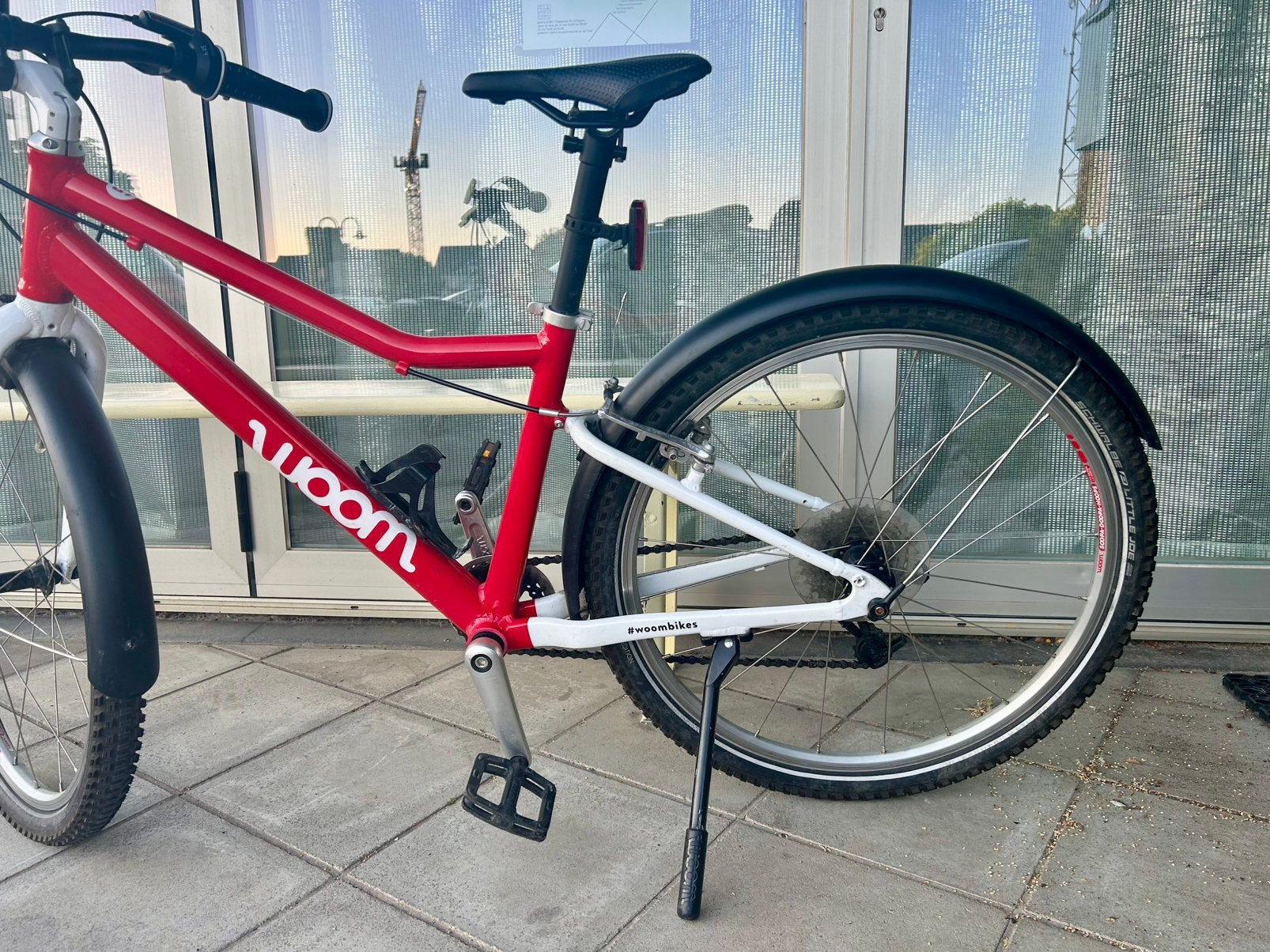 Woom 5 rode kinderfiets te koop – topfiets!, Ophalen, Gebruikt
