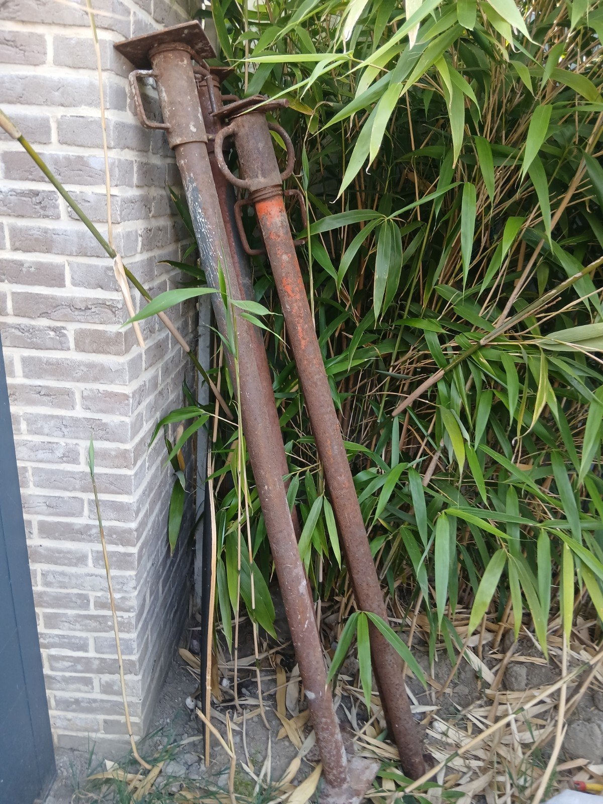 Set van 4 stevige bouwstempels / schoren / stutten / stansoe, Ophalen