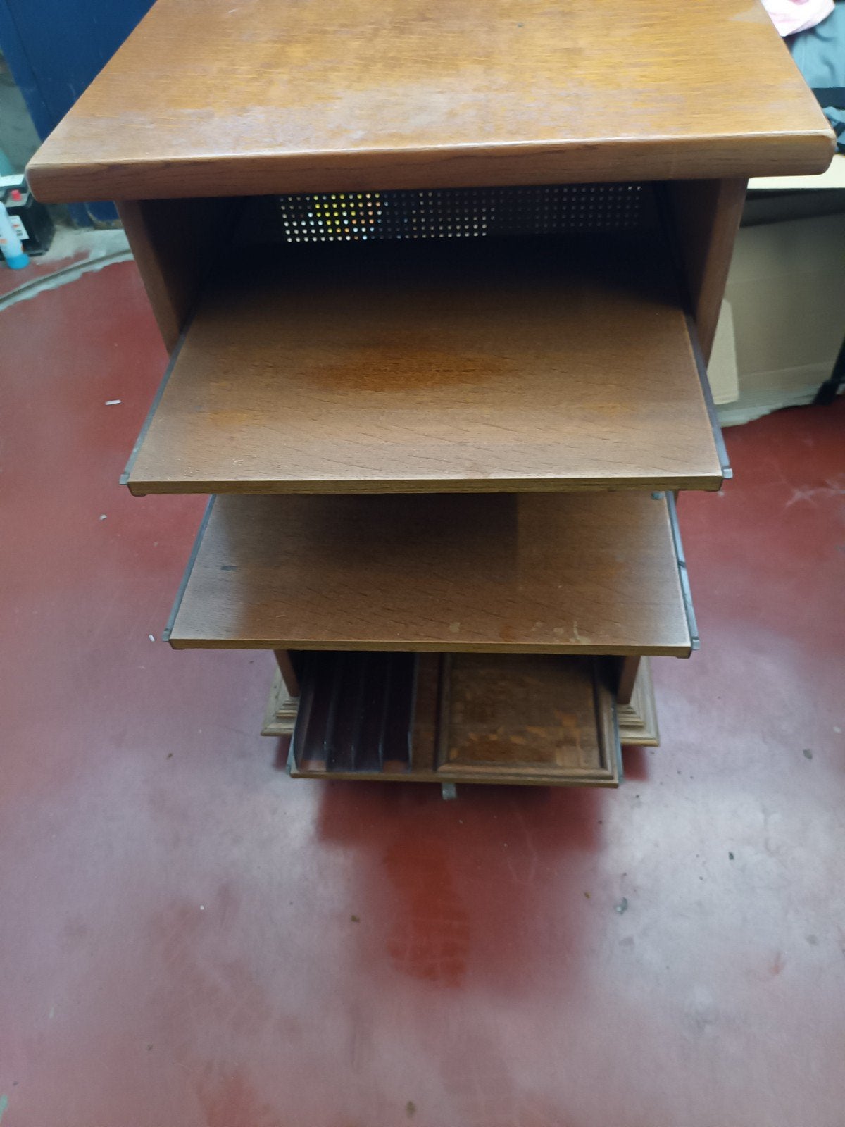 Kast, Ophalen