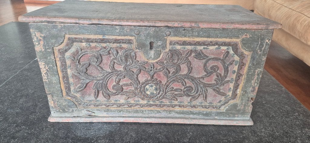 Magnifique ancien petit coffre indonésien, Enlèvement
