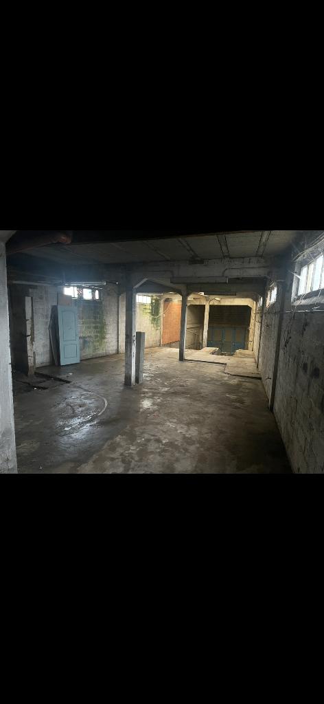 HANGAR À LOUER – 195 m², Immo, Provincie Henegouwen
