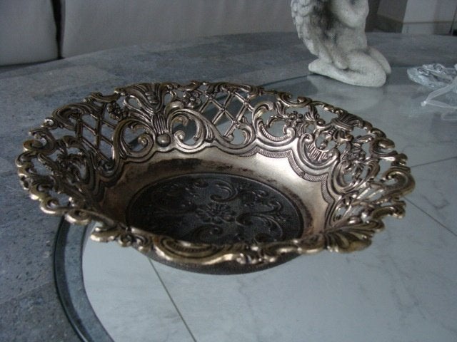 Ancien, beau plat en étain, marque Silver Finish, Italie, Enlèvement ou Envoi