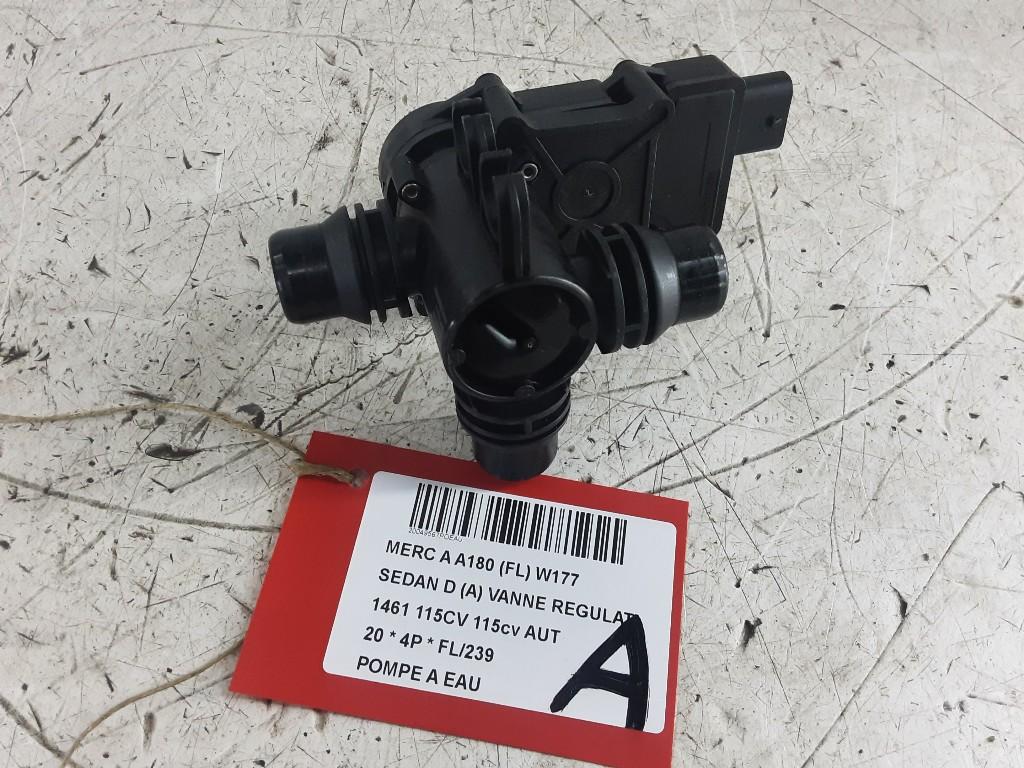 POMPE A EAU Mercedes-Benz A Limousine (177.1) (A0005061300), Mercedes-Benz, Mevr. I. Hauben, Utilisé, Rue de l'Espoir 34 34
4030  GRIVEGNÉE, BE