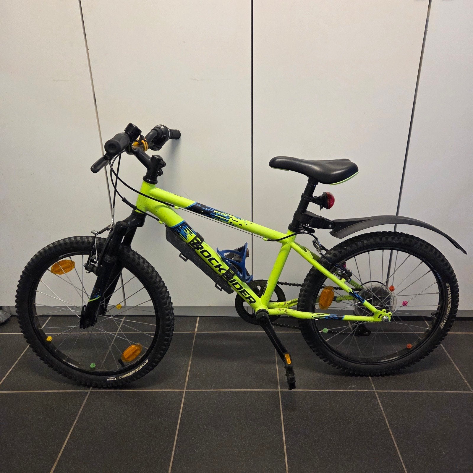 Stevig jongensfietsje (6 tot 8 jaar), Fietsen en Brommers, Ophalen