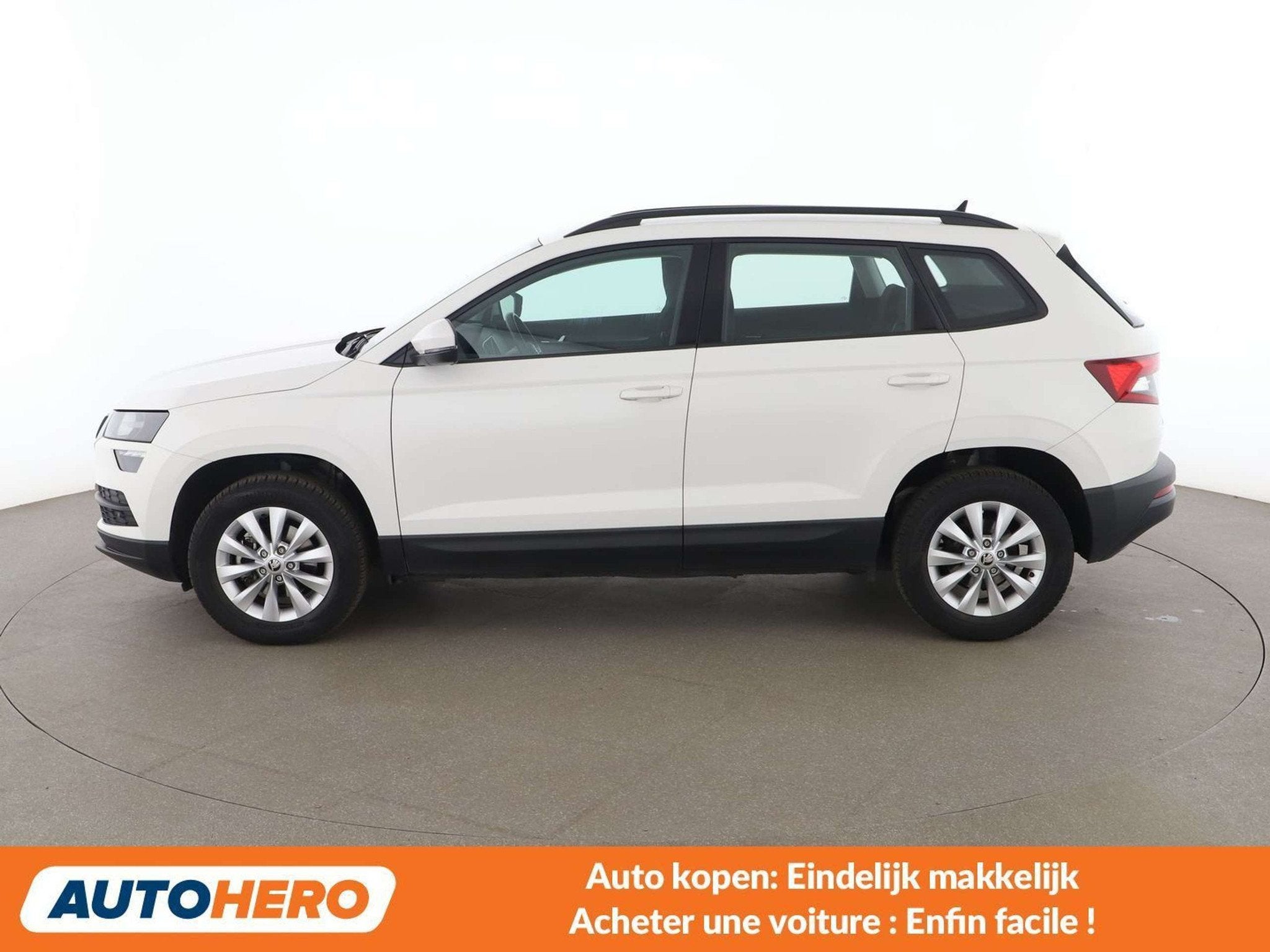 Skoda Karoq 1.0 TSI Ambition (année de construction 2020), Autos, Skoda, Achat, Noir, 5 places, https://public.car-pass.be/vhr/d33c1a54-632b-4934-99f0-c35ebd8dfd3d