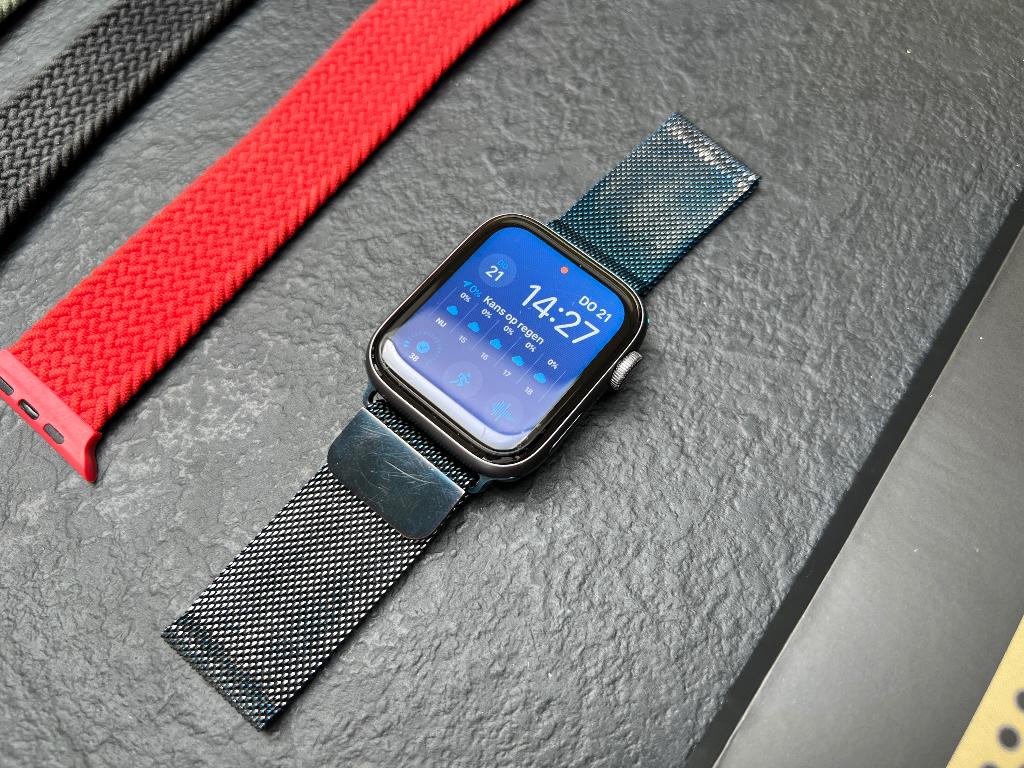 Apple Watch Series 4 - Nike edition 44mm, Handtassen en Accessoires, Smartwatches, Hoogte, Zwart, IOS, Ophalen of Verzenden