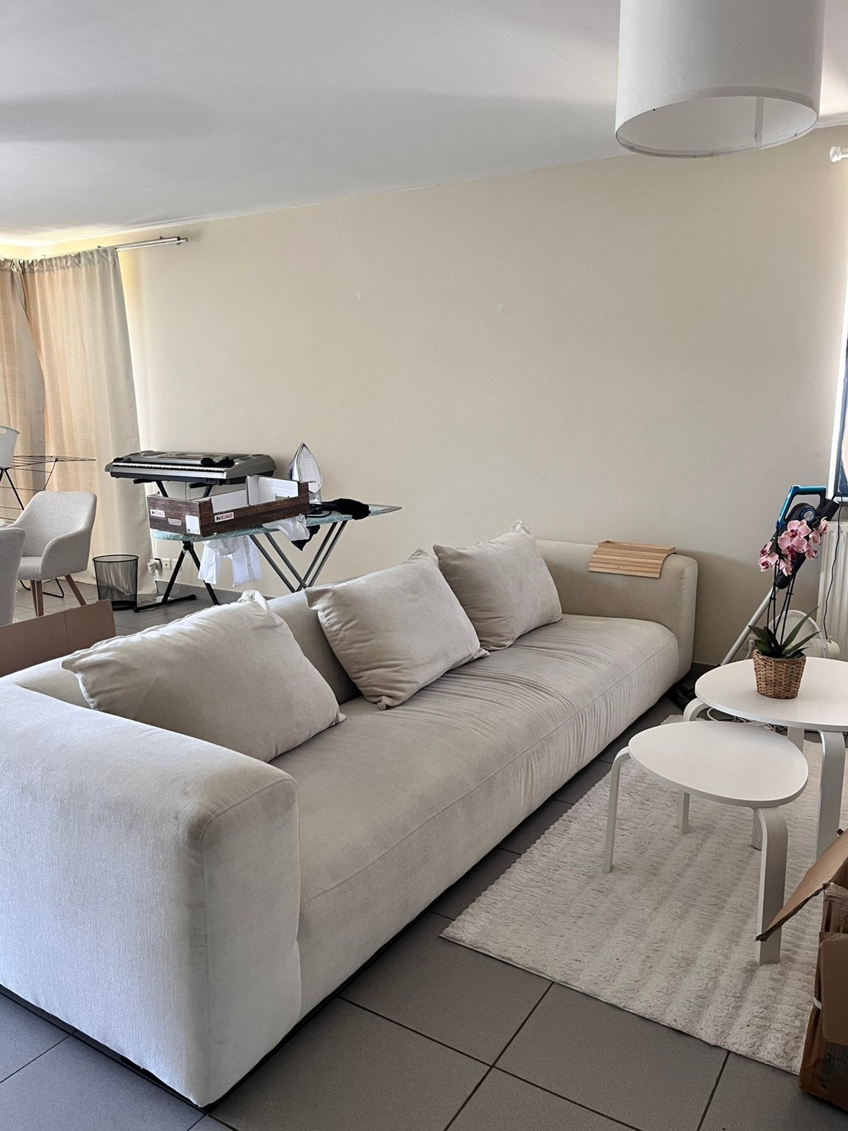 Assise beige clair, Maison & Meubles, Canapés | Coins salons complets, Comme neuf, Tissus, Enlèvement