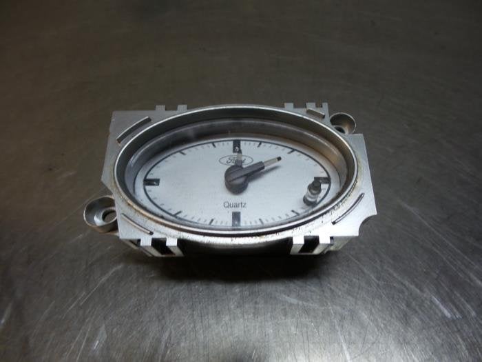 Horlogerie d'un Ford Mondeo (Mondeo 00-), -, -, -, Enlèvement ou Envoi