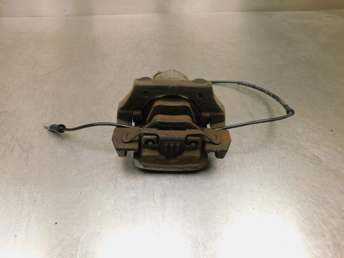 Etrier de frein (pince) arrière droit d'un BMW X6, -, 3 mois de garantie, Utilisé, -