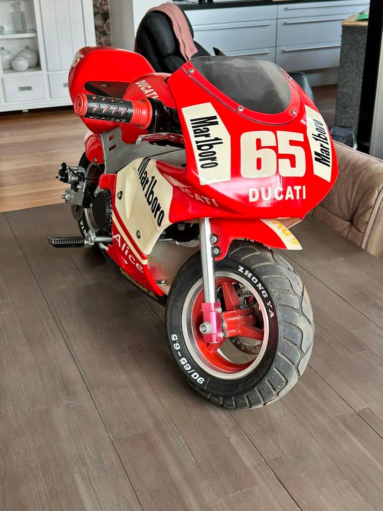 Pocket bike mini moto, Fietsen en Brommers, Ophalen, Zo goed als nieuw