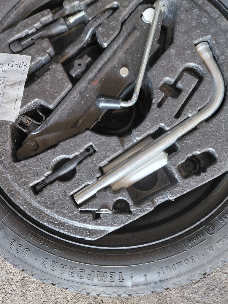 AUDI A3 reservewiel volledige kit zie fotos nooit gebruikt, Auto-onderdelen, Ophalen, Nieuw, Personenwagen, Banden en Velgen